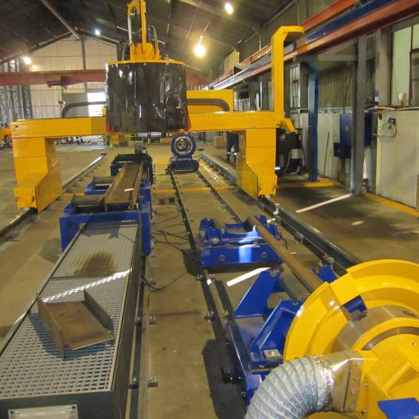 PROFILECUT UN SYSTÈME POUR LE TRAITEMENT DES POUTRES