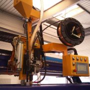 Banc de soudage longitutinal de 3000 mm avec table élévatrice motorisée