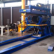 Banc de soudage avec table élévatrice